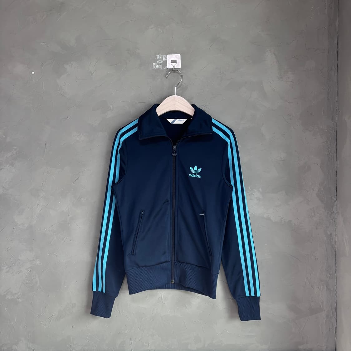 아디다스 파이어버드 백로고 져지 트랙탑 네이비 소라 상품이미지1