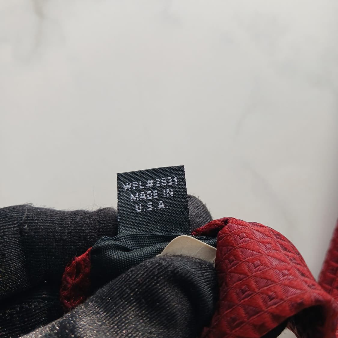 캘빈클라인 실크 버건디 자카드 넥타이 8.5cm 새상품 A18523
 상품이미지8