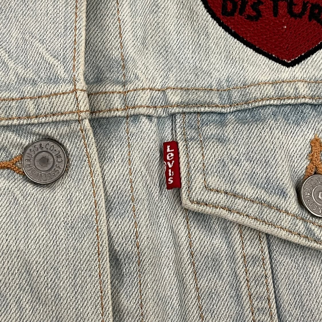 [정품/S] 리바이스 패치 데님 자켓 b17 상품이미지7