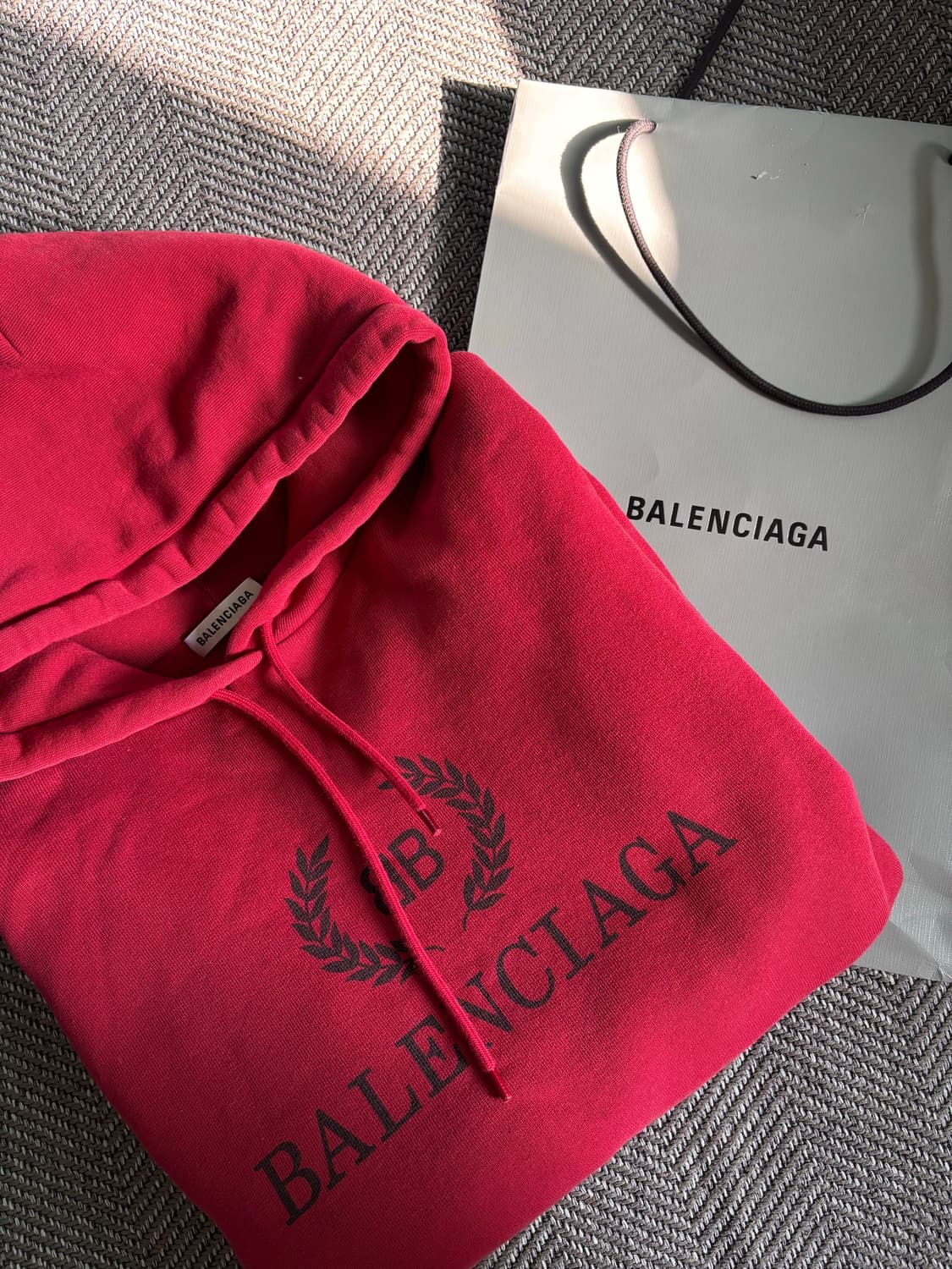 [M/당일배송] 백화점판 발렌시아가 월계수 후드티 M Size 상품이미지1