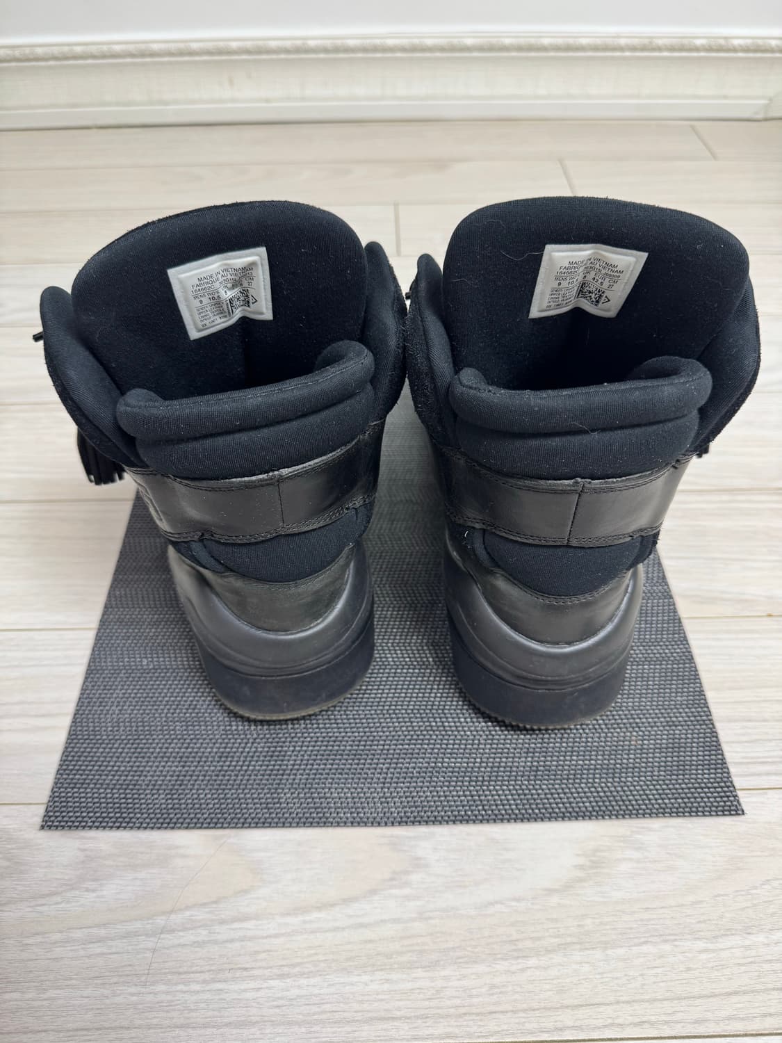 The soloist x convers 테슬 커스텀 신발 상품이미지3