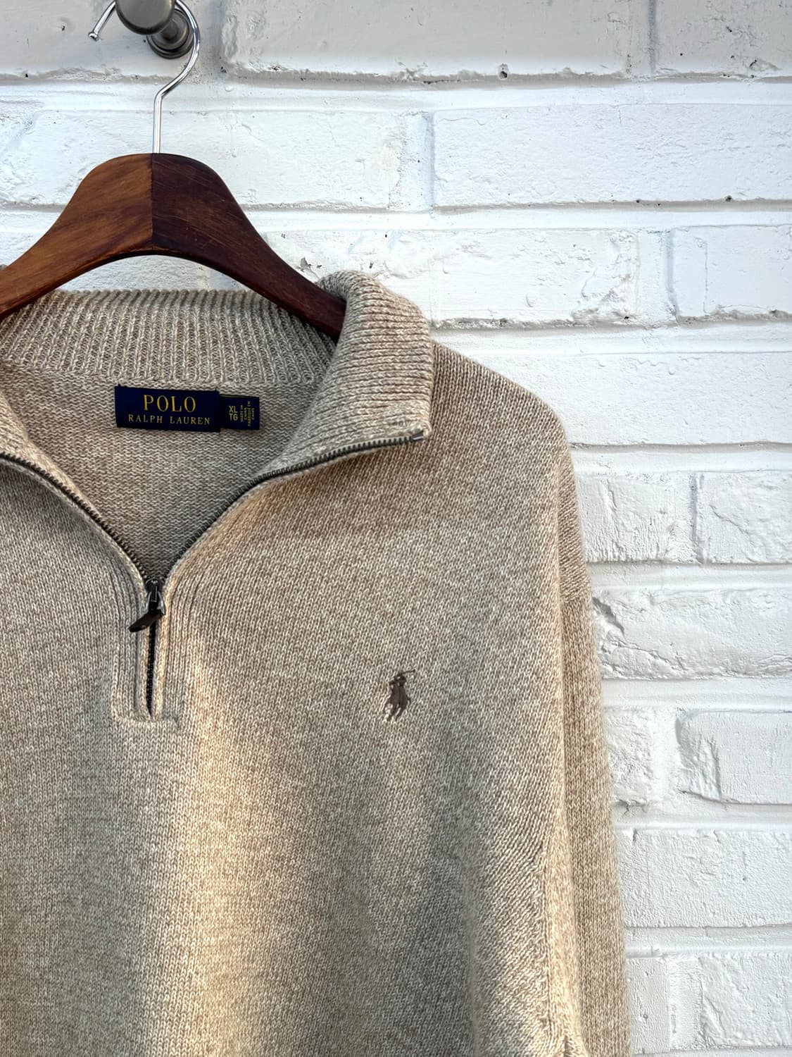 폴로 베이지 반집업 니트 상품이미지4