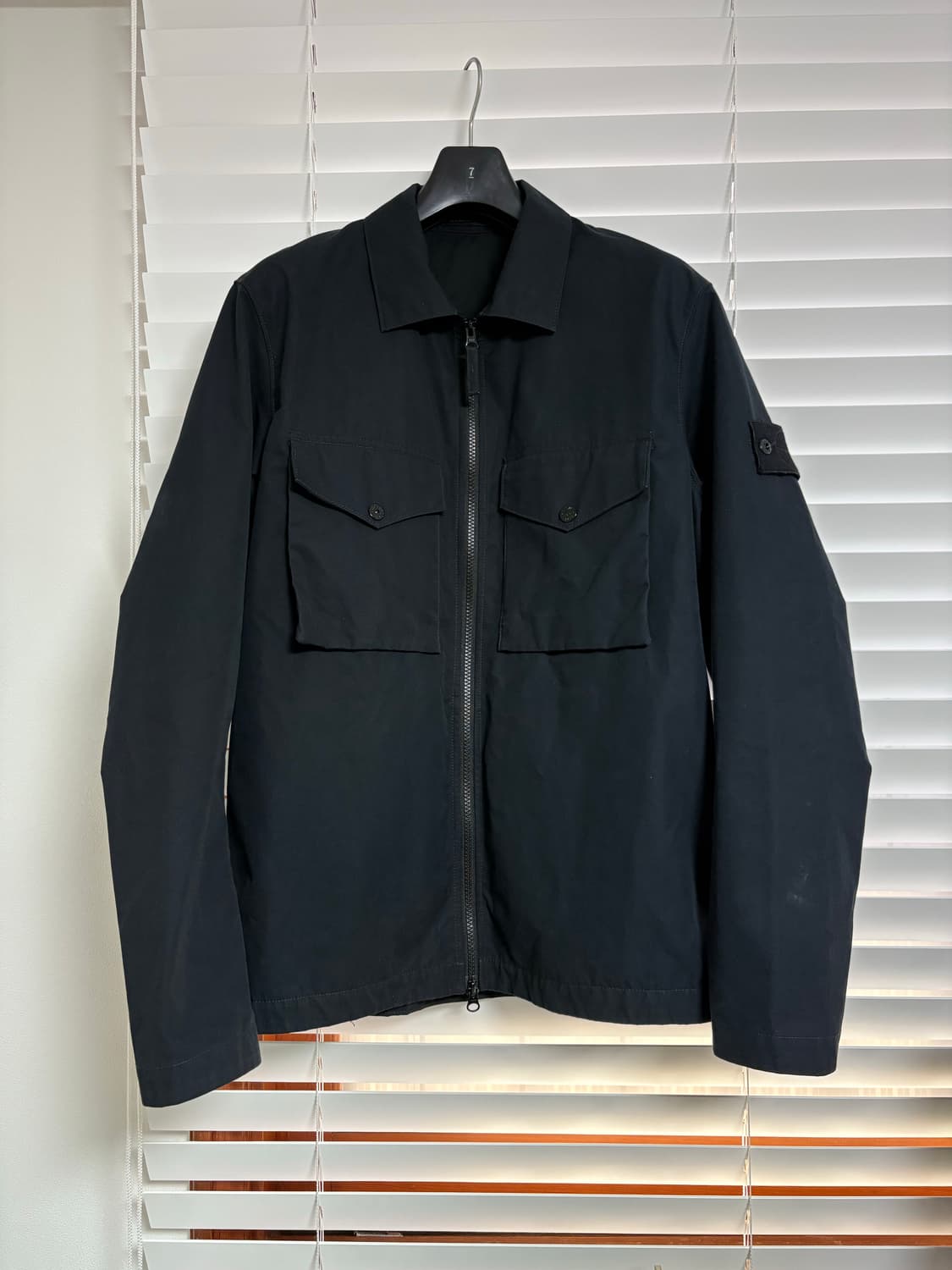 스톤아일랜드 고스트피스 오버셔츠 블랙 상품이미지1