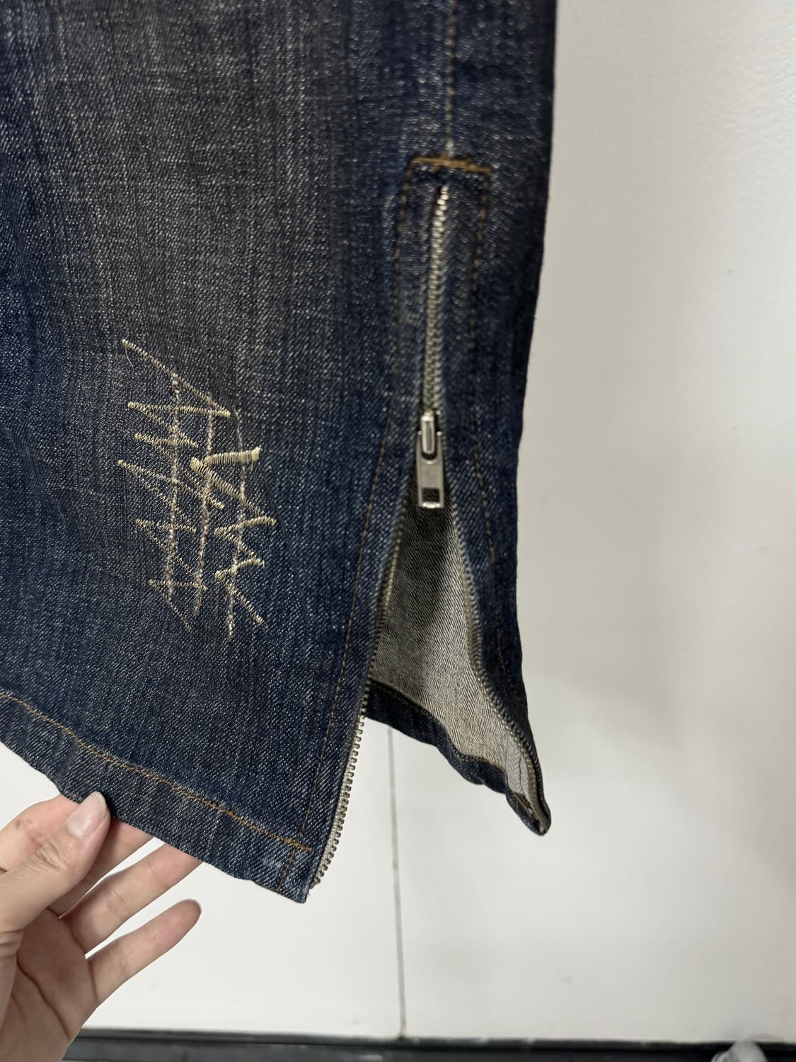 Denim Midi Side-Zip Skirt 상품이미지2