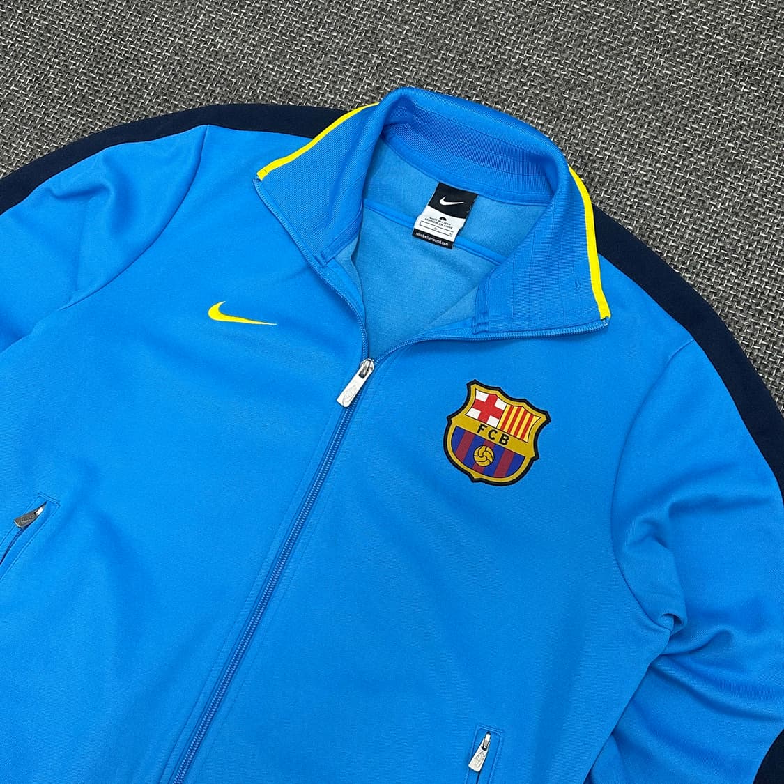 나이키 바르셀로나 10-11시즌 빈티지 져지 L 상품이미지4