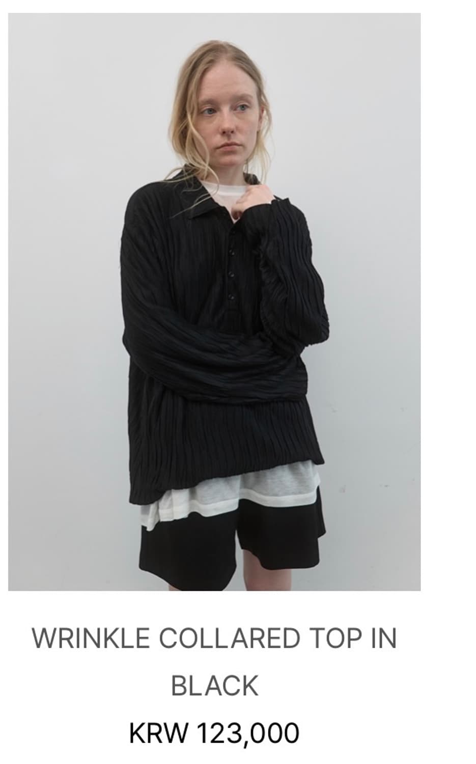 낫띠에브리띵  WRINKLE COLLARED TOP IN BLACK 상품이미지1