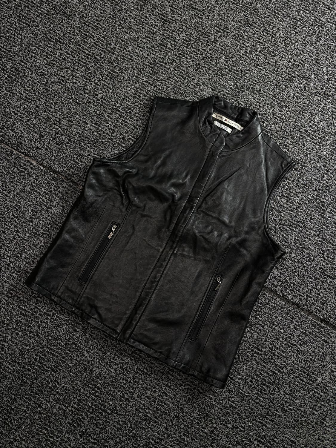 타미힐피거 아카이브 카우하이드 레더 베스트 1779 상품이미지1