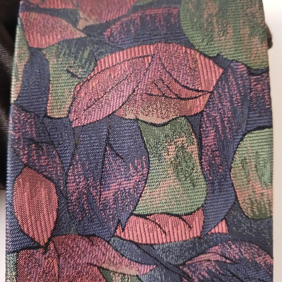 샤를 주르당 실크 다크그린 플로럴 넥타이 9.6cm A등급 A19292
 상품이미지8