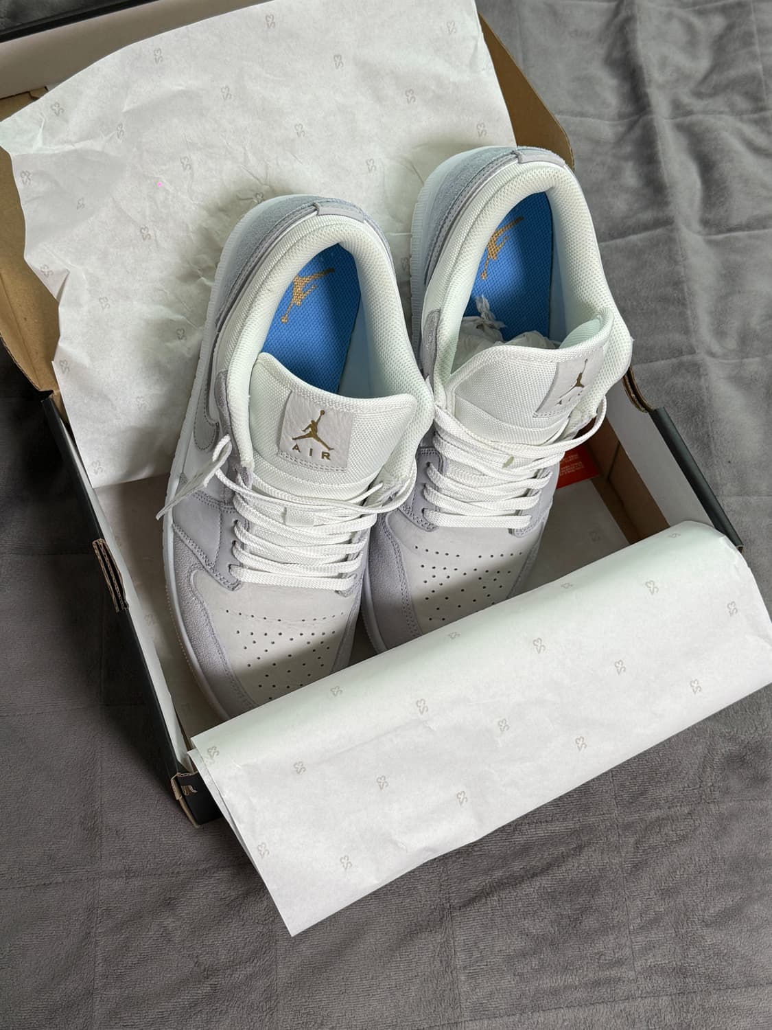 나이키 에어조던1 로우 PARIS 상품이미지2