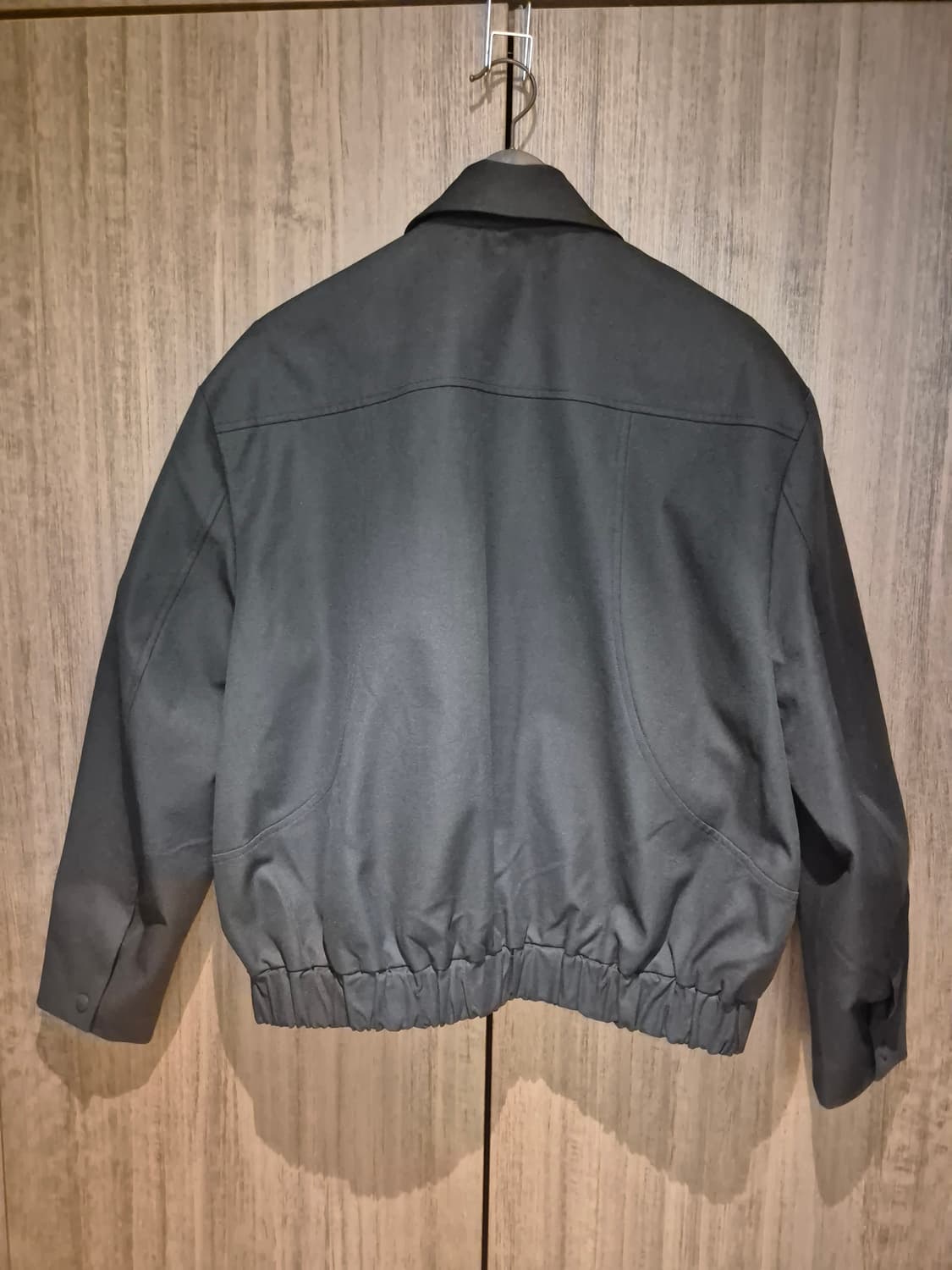 르마드 미니멀 절개 블루종 상품이미지2