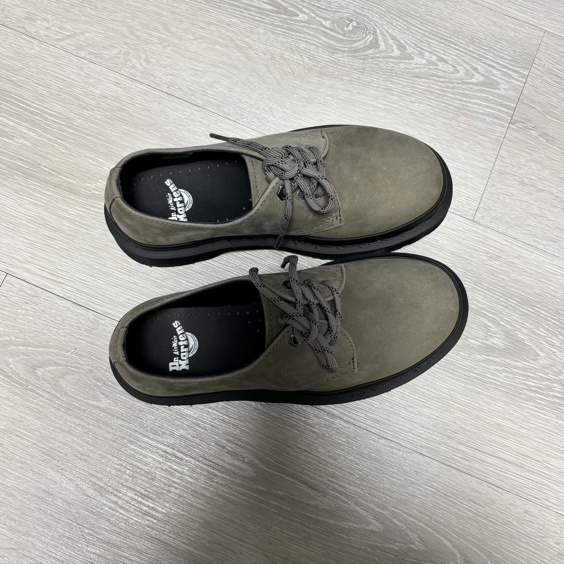새상품) 닥터마틴 1461 누벅 그레이 220 상품이미지3