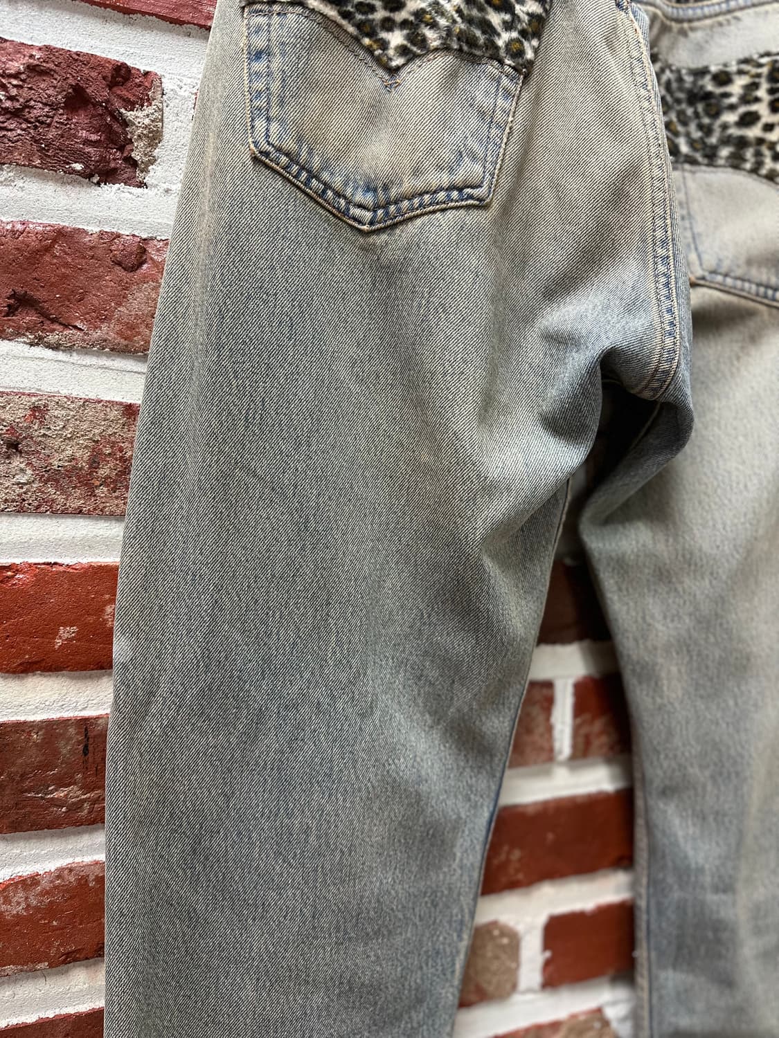 (32)리바이스 501 레오파드 데님 팬츠 상품이미지6