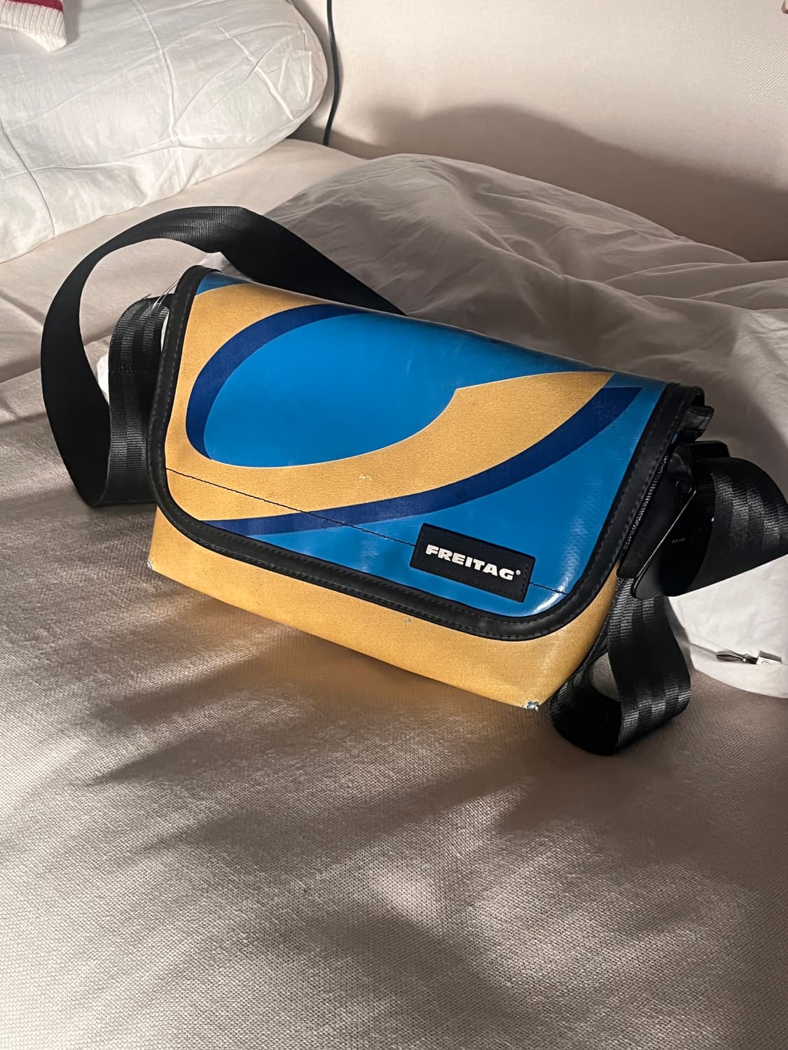 프라이탁 하파오 🟡🔵 상품이미지2