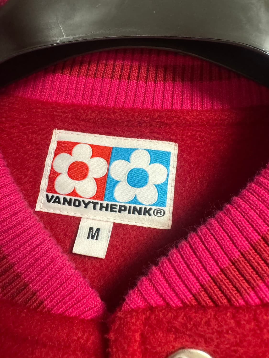 반디더핑크 브이텍 바시티 자켓 레드 M사이즈 상품이미지3