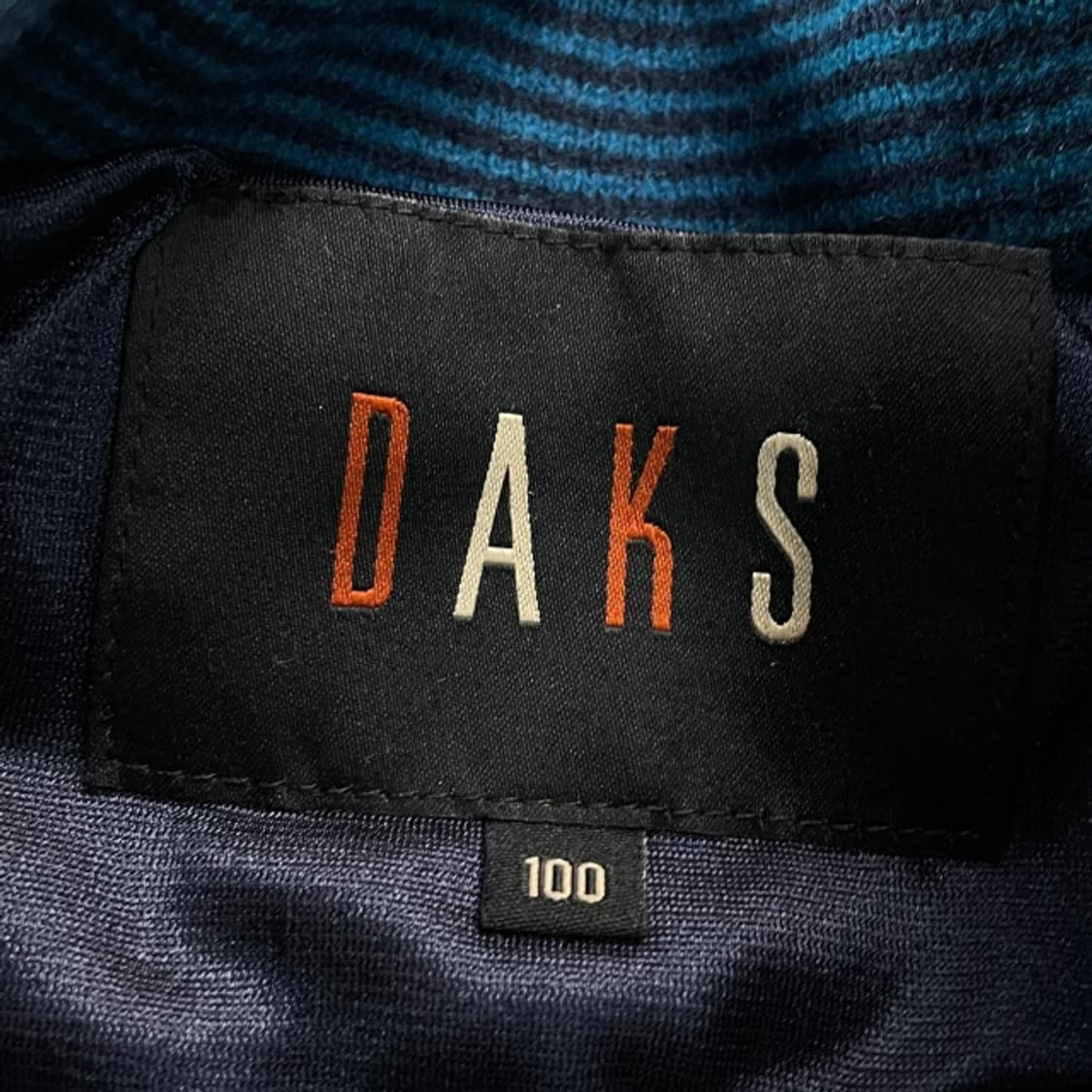 100 닥스 골프 방풍 니트집업  상품이미지3