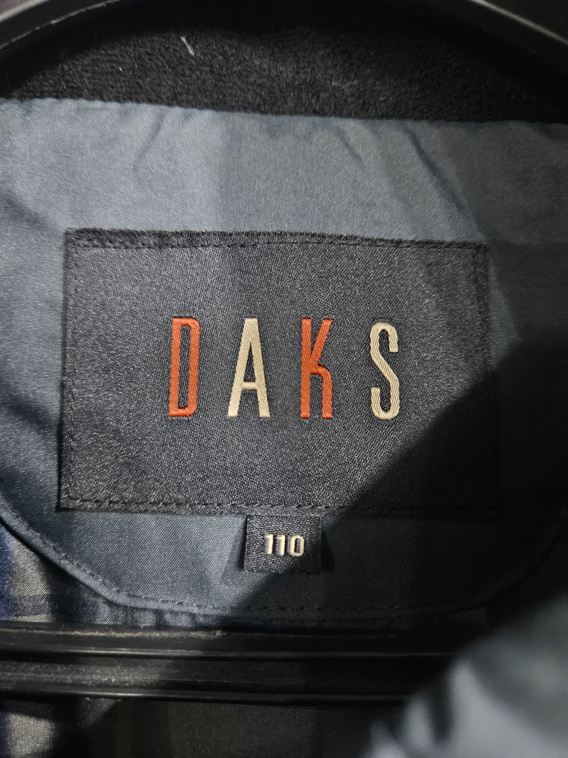 닥스 차콜컬러 남성 110 다운 패딩  상품이미지3