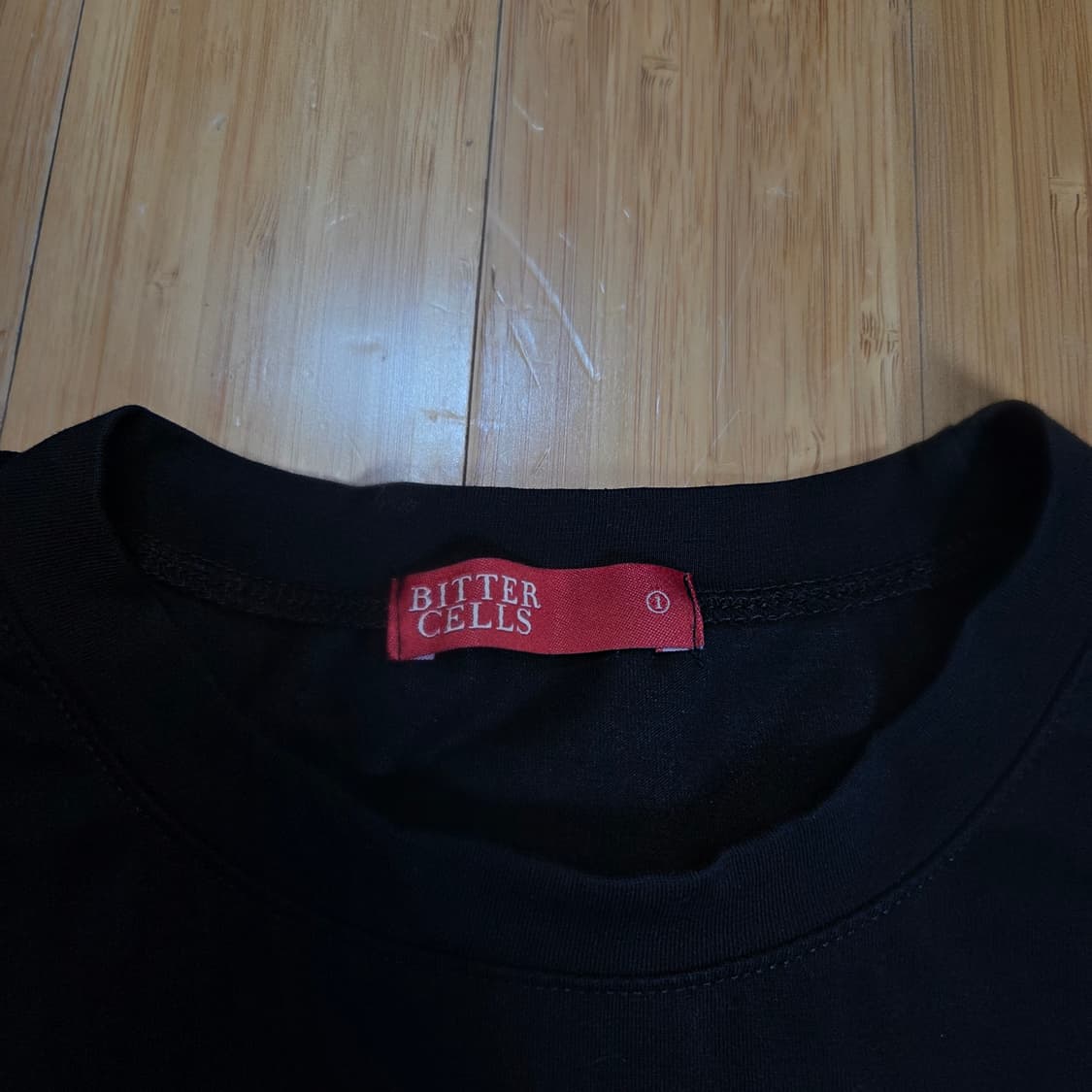 BITTER CELLS 비터셀스 그런지 프린팅 롱슬리브 (XS)
 상품이미지4