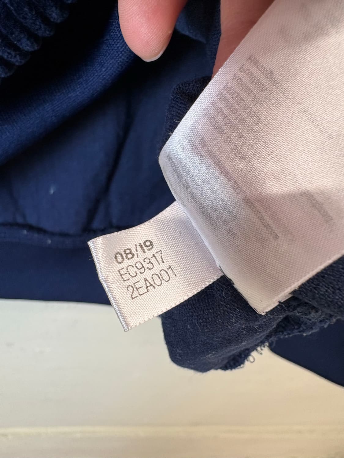 아디다스 코듀로이 맨투맨 네이비 상품이미지6