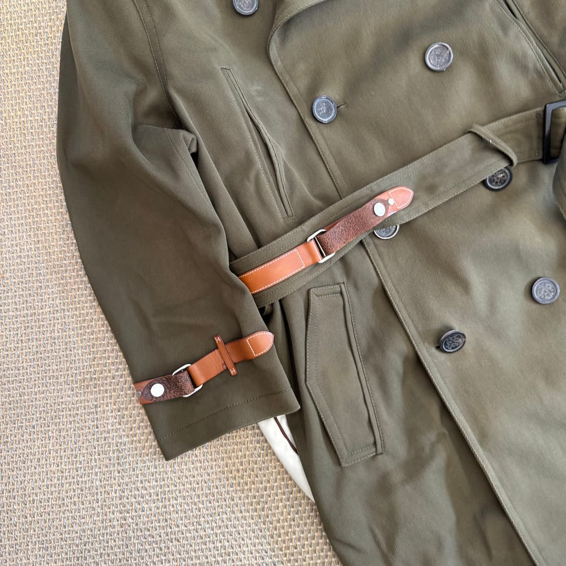 HERMES 에르메스 끝판왕 코트 더블브레스티드 개버딘 카키 올리브  상품이미지7