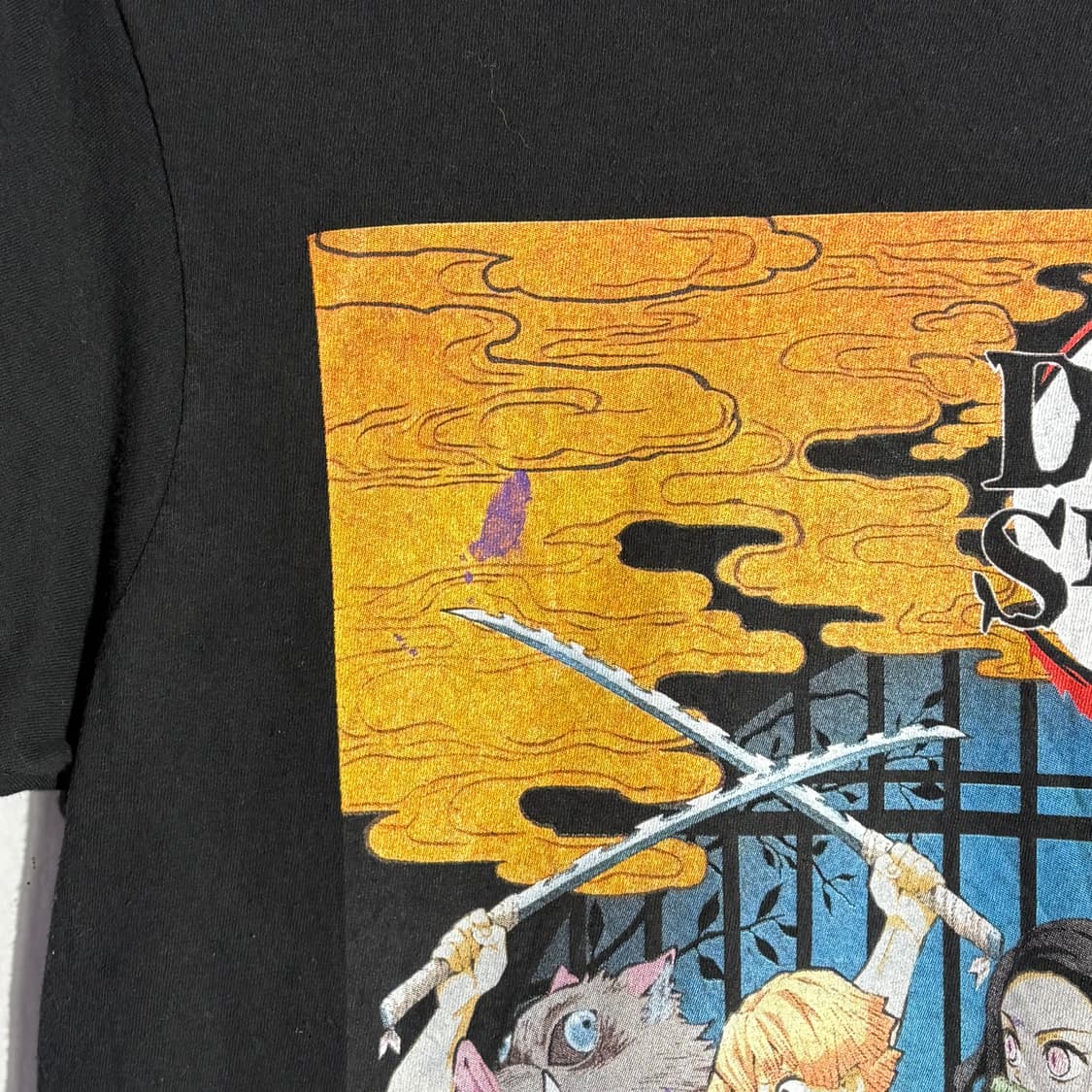 애니플렉스 귀멸의칼날 캐릭터 프린팅 반팔티 상품이미지3