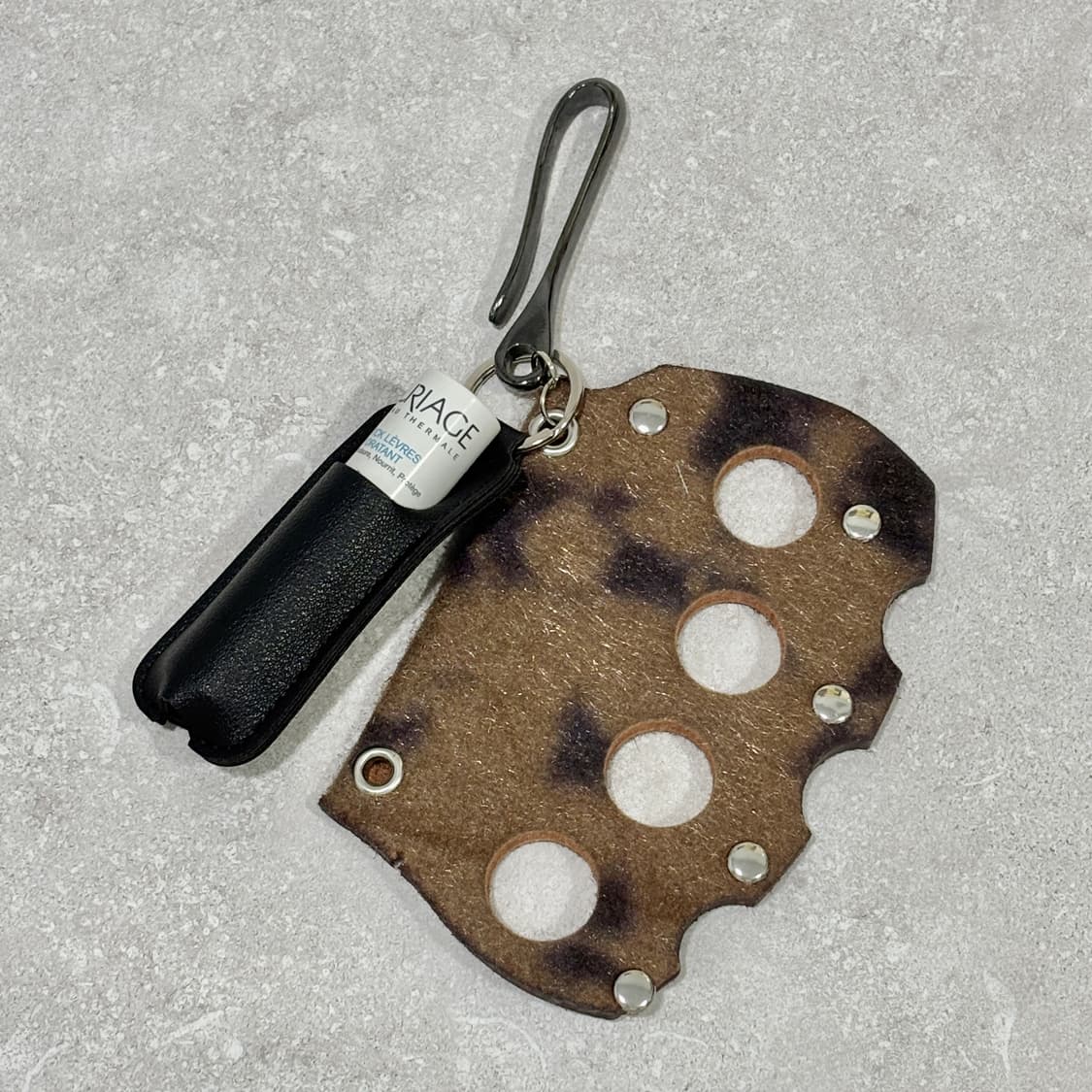 Oribell 레오파드 호피 송치털 파워 너클 립밤케이스 키링 열쇠고리 상품이미지7