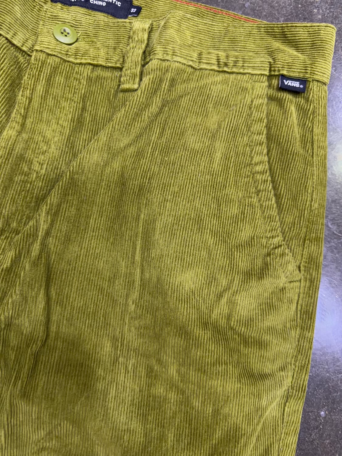 반스 어센틱 치노 코듀로이 릴렉스드 팬츠 아보카도 32 상품이미지6