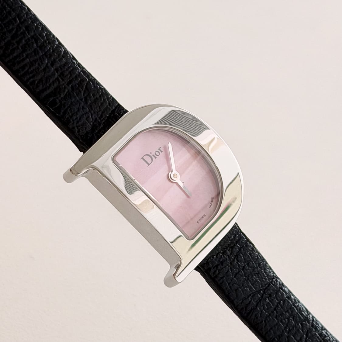 디올 D 케이스 시계 상품이미지2
