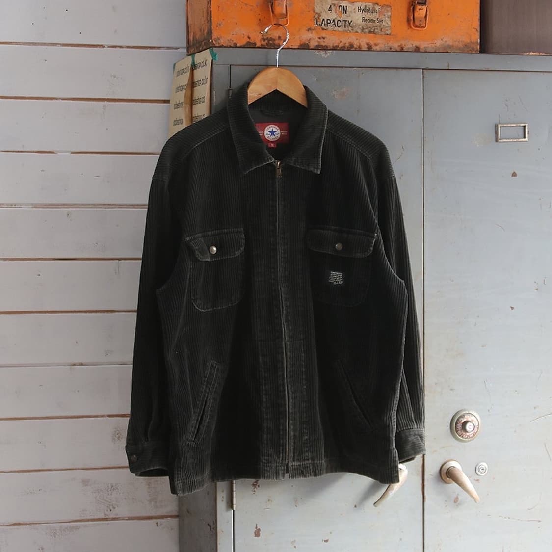 (착용컷) 컨버스 코듀로이 집업 자켓 (M) 상품이미지3