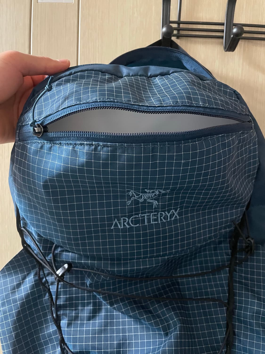 아크테릭스 에어리어스 18 백팩 나이트스케이프 상품이미지5