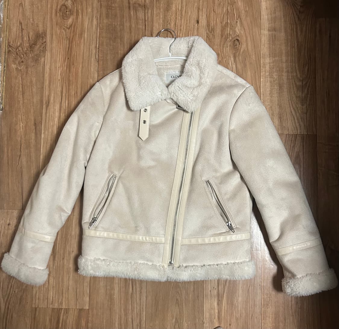 클라비스 무스탕 상품이미지1