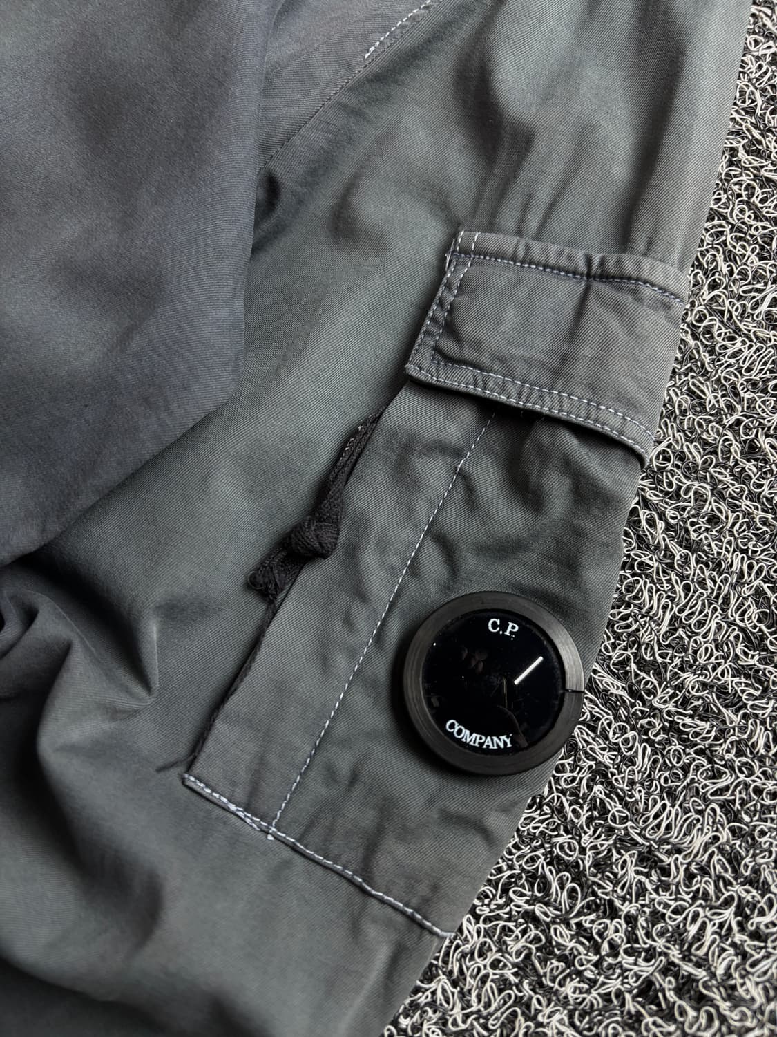 CP컴퍼니 고글와펜 디테일 봄버 자켓 2677 상품이미지3