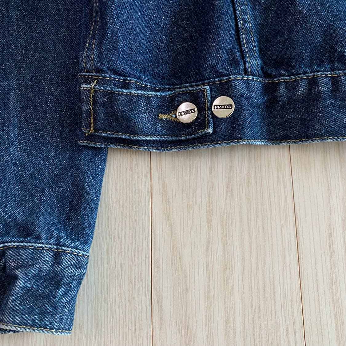 [M] 프라다 백패널 데님 자켓  상품이미지6