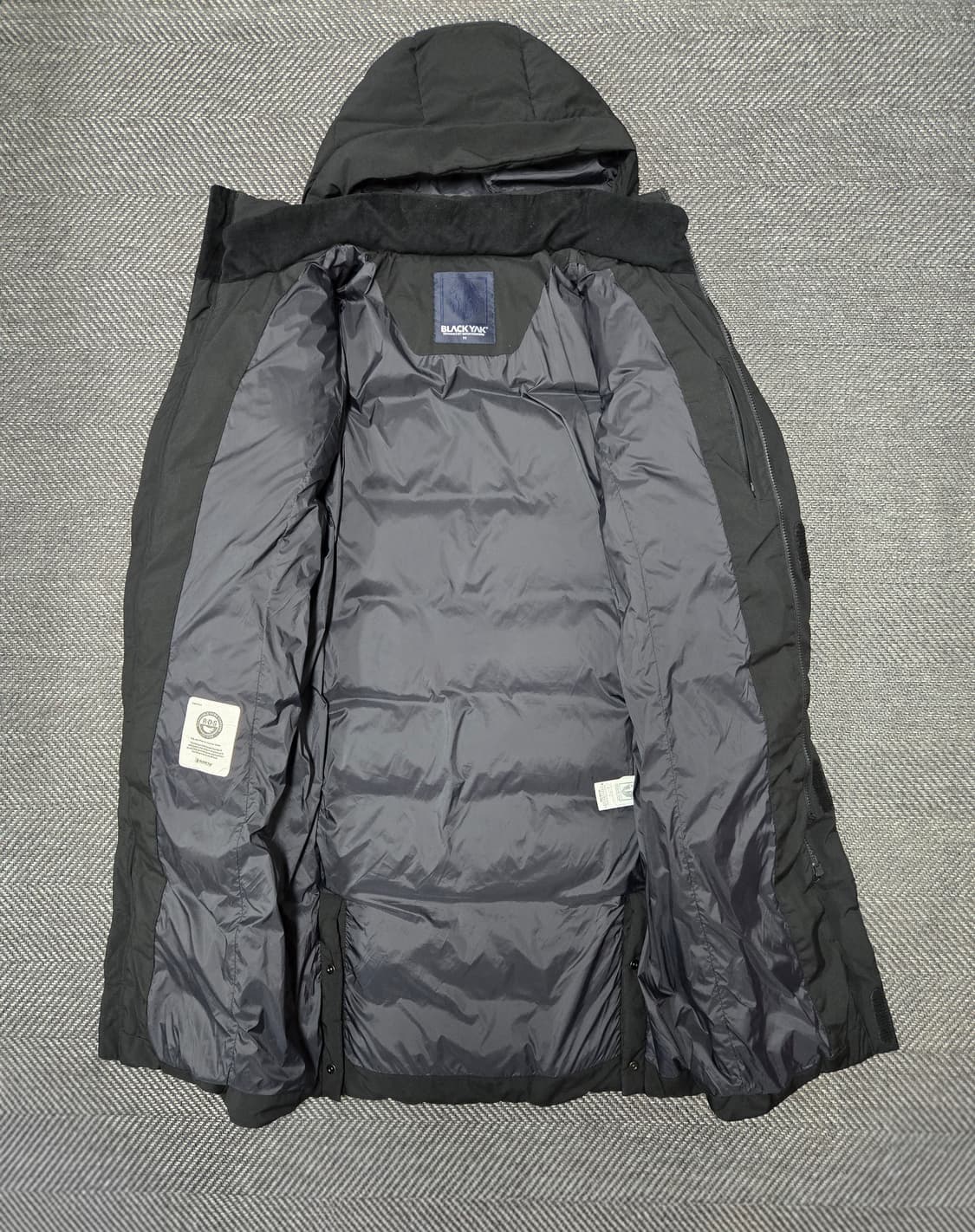 블랙야크 후드 롱 구스다운패딩 블랙 상품이미지3