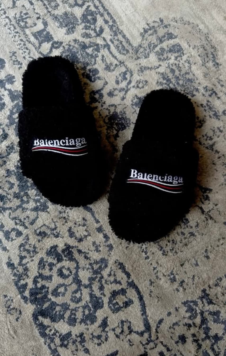 [구매] 발렌시아가 퍼 슬리퍼 상품이미지4