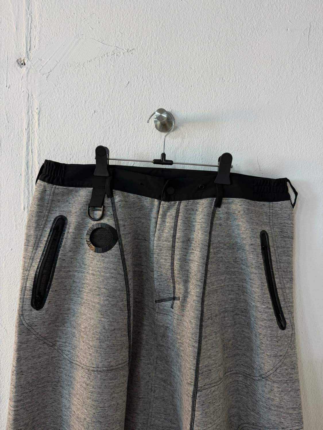 와이쓰리 Y-3 스트라이프 드롭 크로치 테크 쇼츠  상품이미지4
