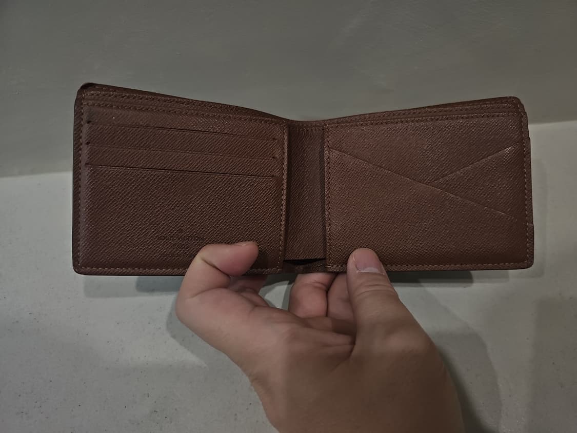 루이비통 정품 모노그램 이클립스 반지갑 팝니다 상품이미지4