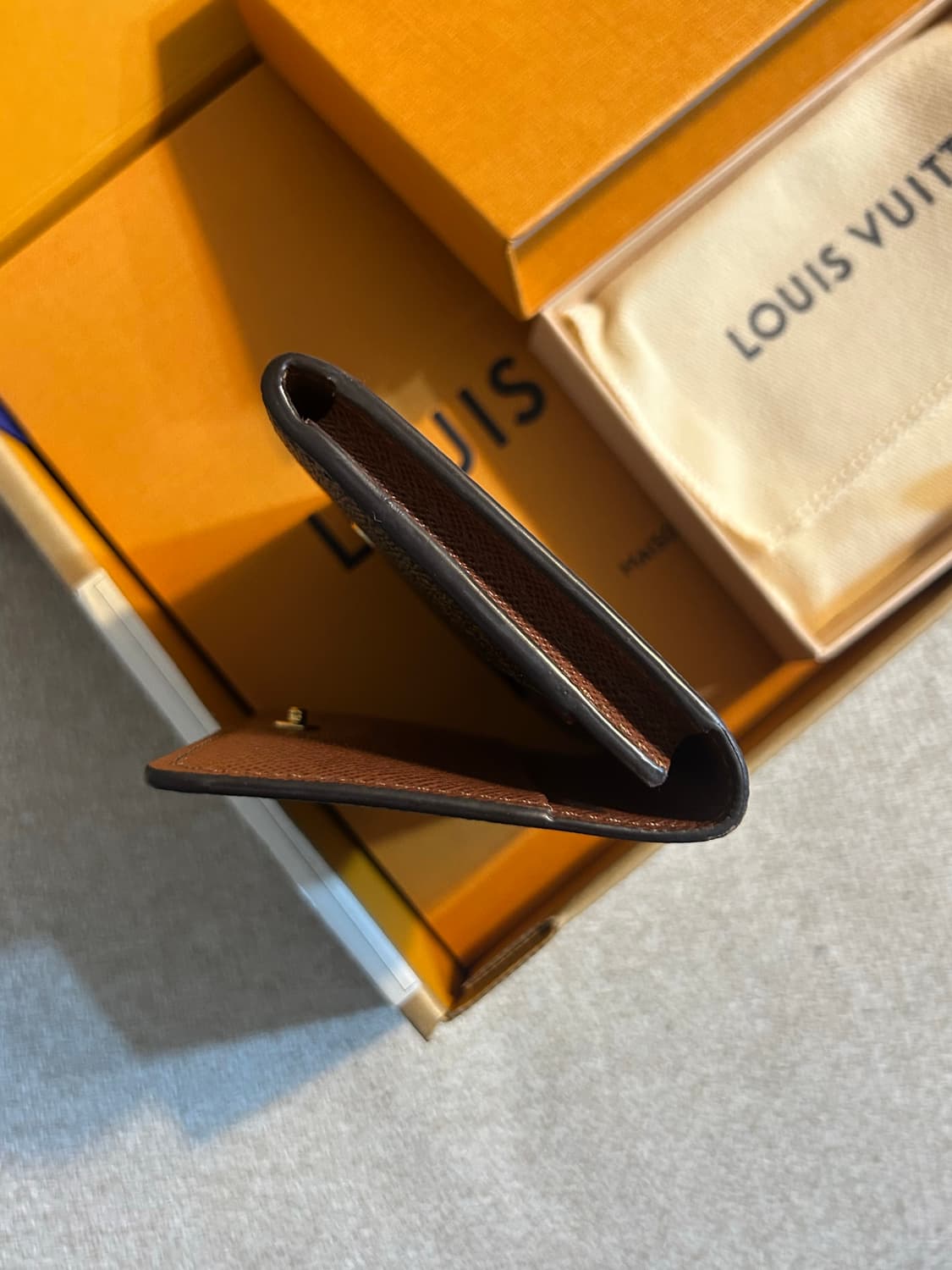 루이비통 엔벨로프 지갑 상품이미지4