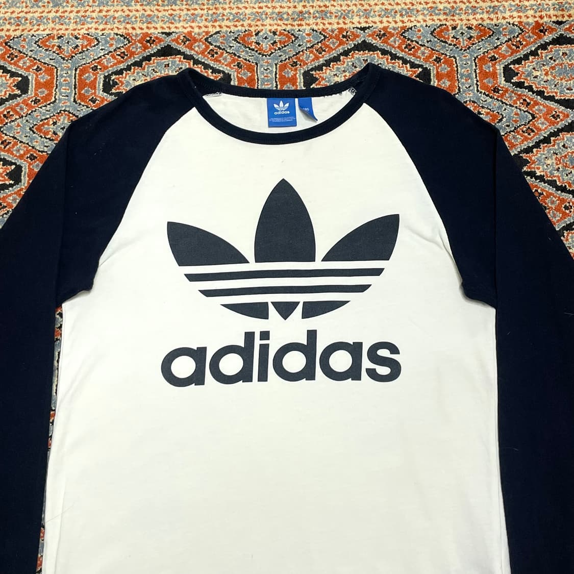  아디다스 오리지날 네이비 나그랑 티셔츠 여성85 상품이미지2