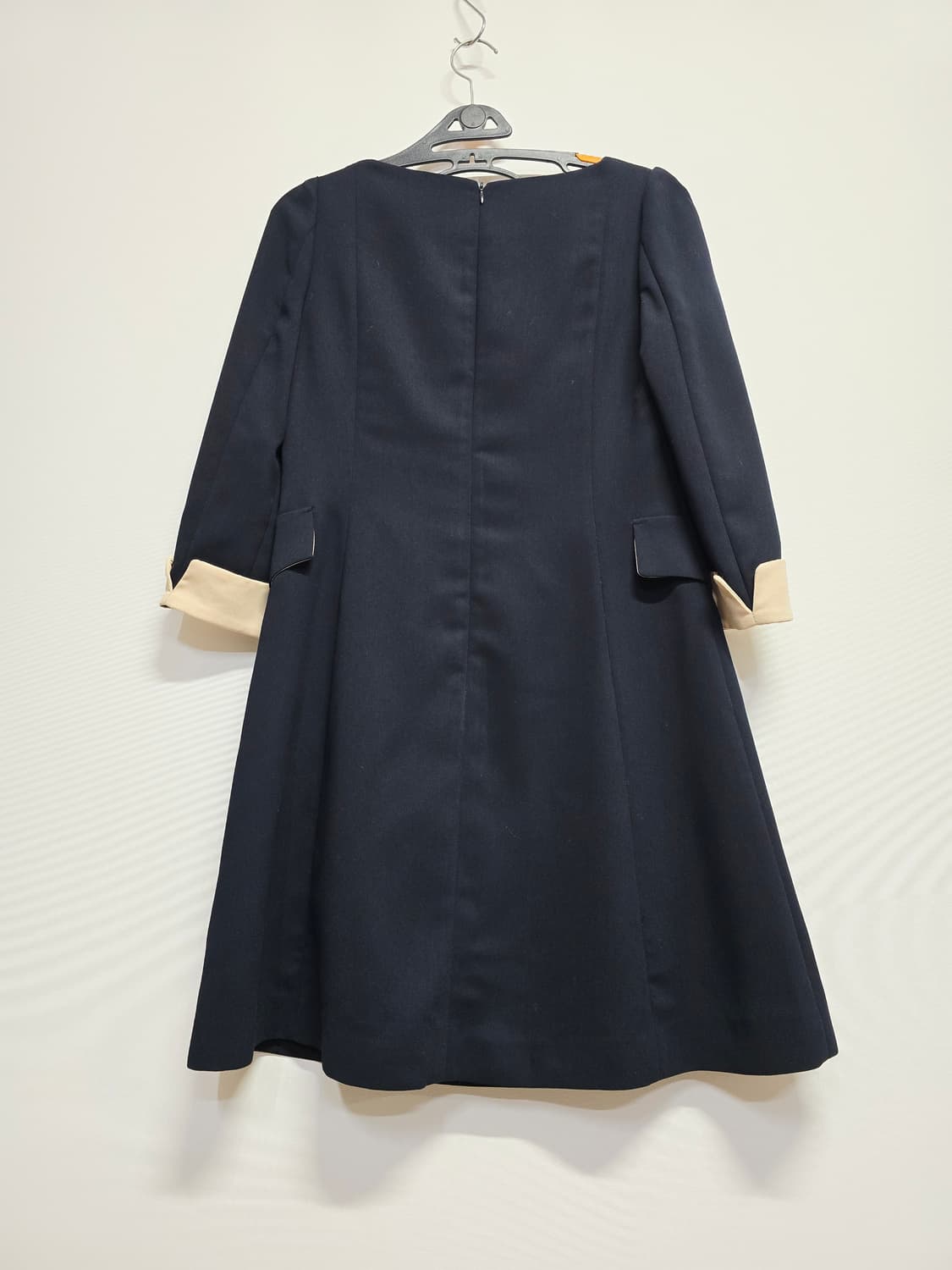 미니멈 배색 카라 원피스 상품이미지5