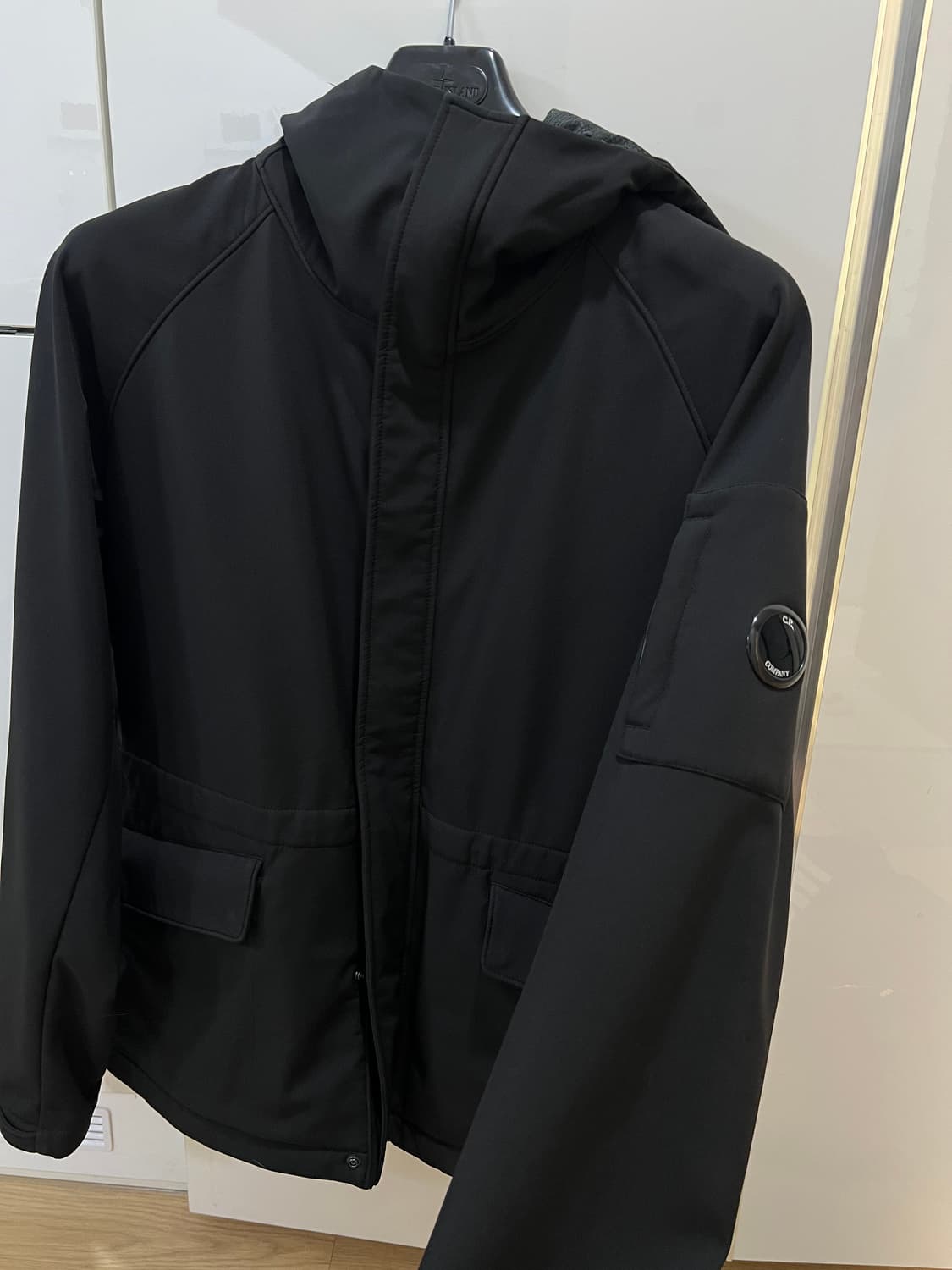 cp컴퍼니 블랙자켓 48 상품이미지1
