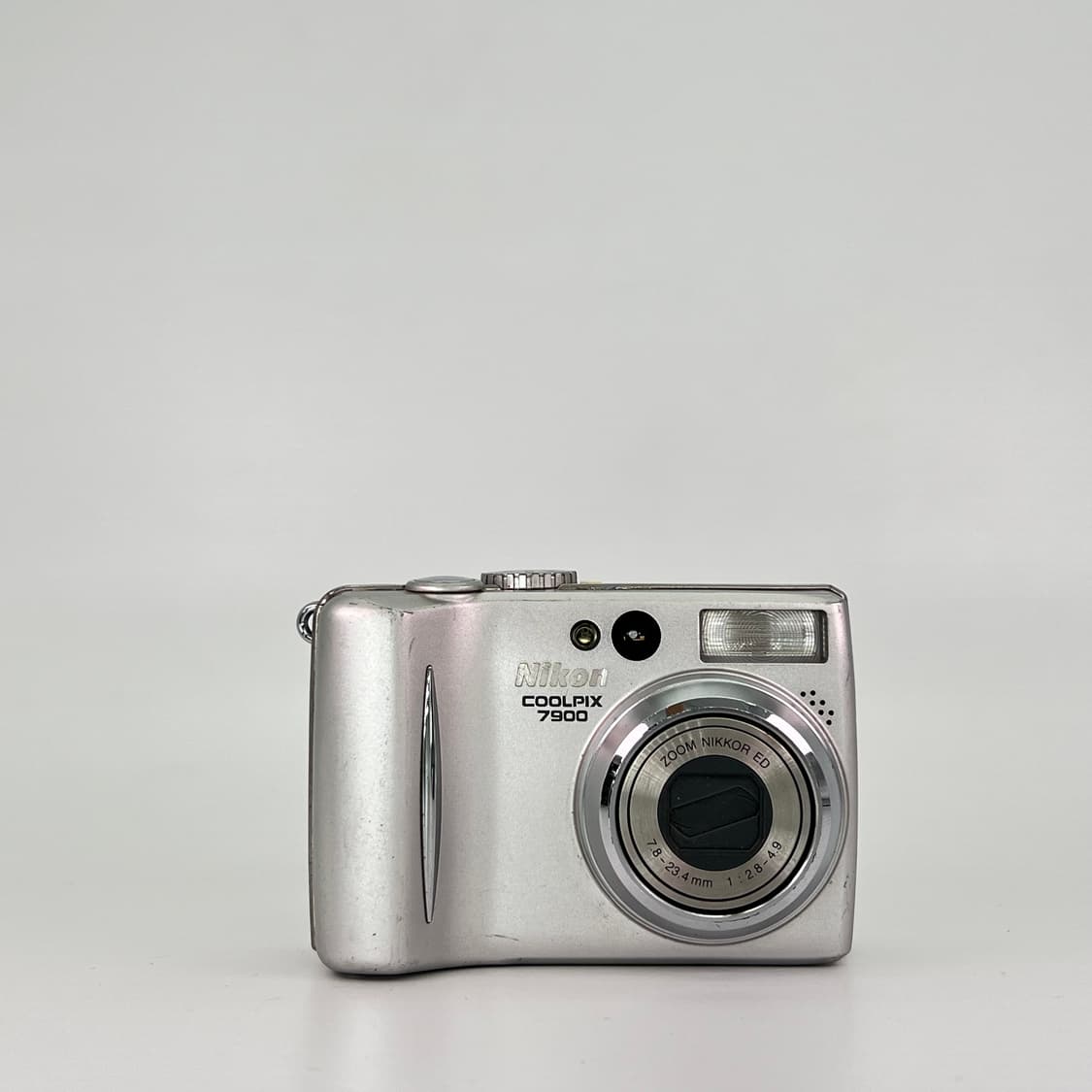 니콘 쿨픽스 Nikon Coolpix 7900 실버 상품이미지1