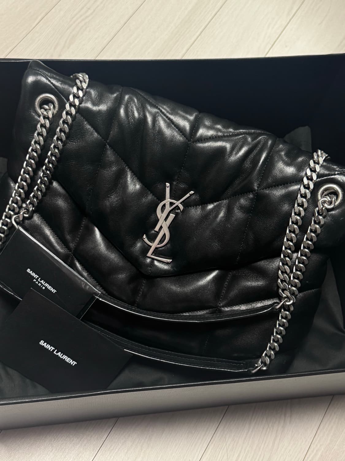 생로랑 나파 램스킨 푸퍼 토이백 블랙 판매합니다! 상품이미지2