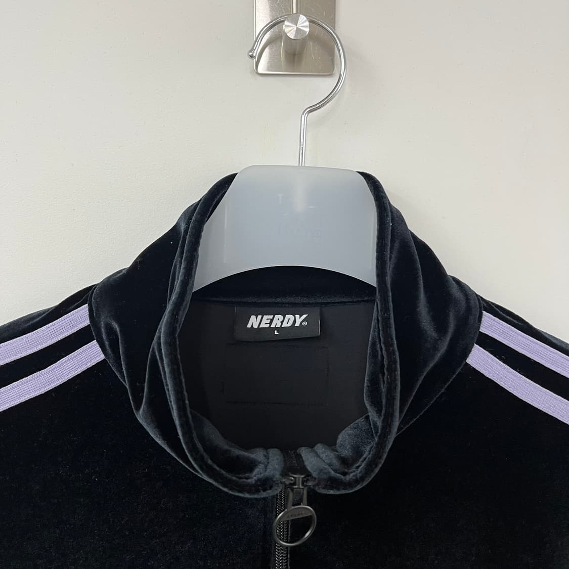 널디 벨벳 연보라 사이드라인 블랙 트랙탑 져지 상품이미지6