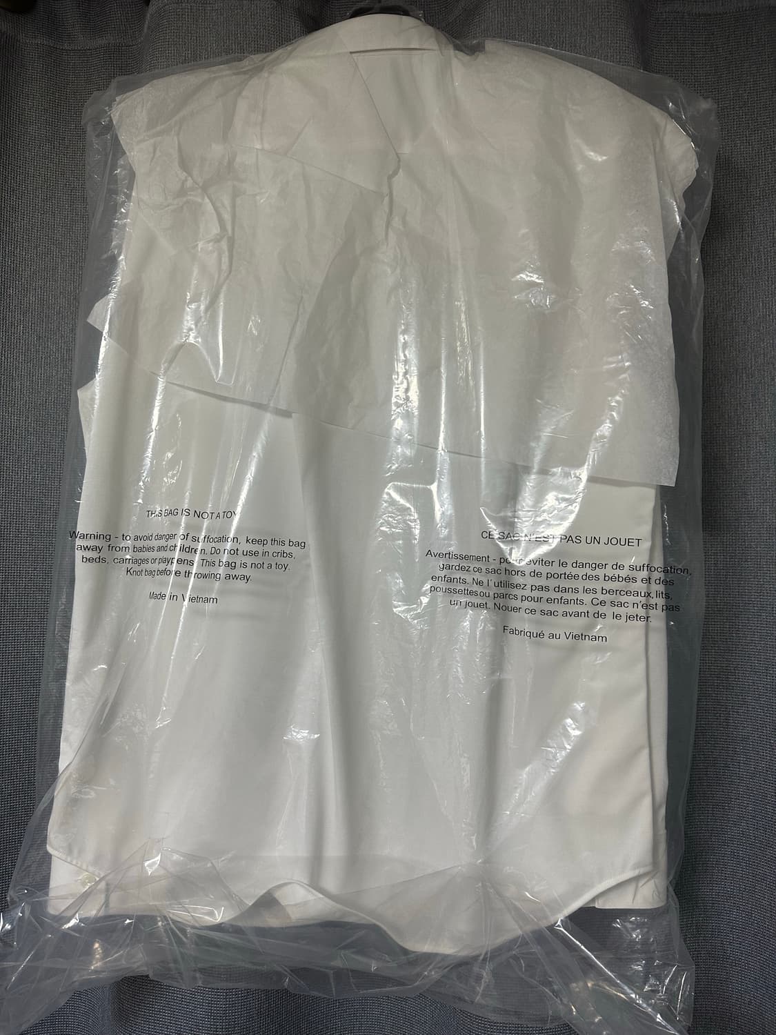 띠어리 스트럭쳐 니트 실베인 셔츠 L 사이즈 판매합니다. 상품이미지3