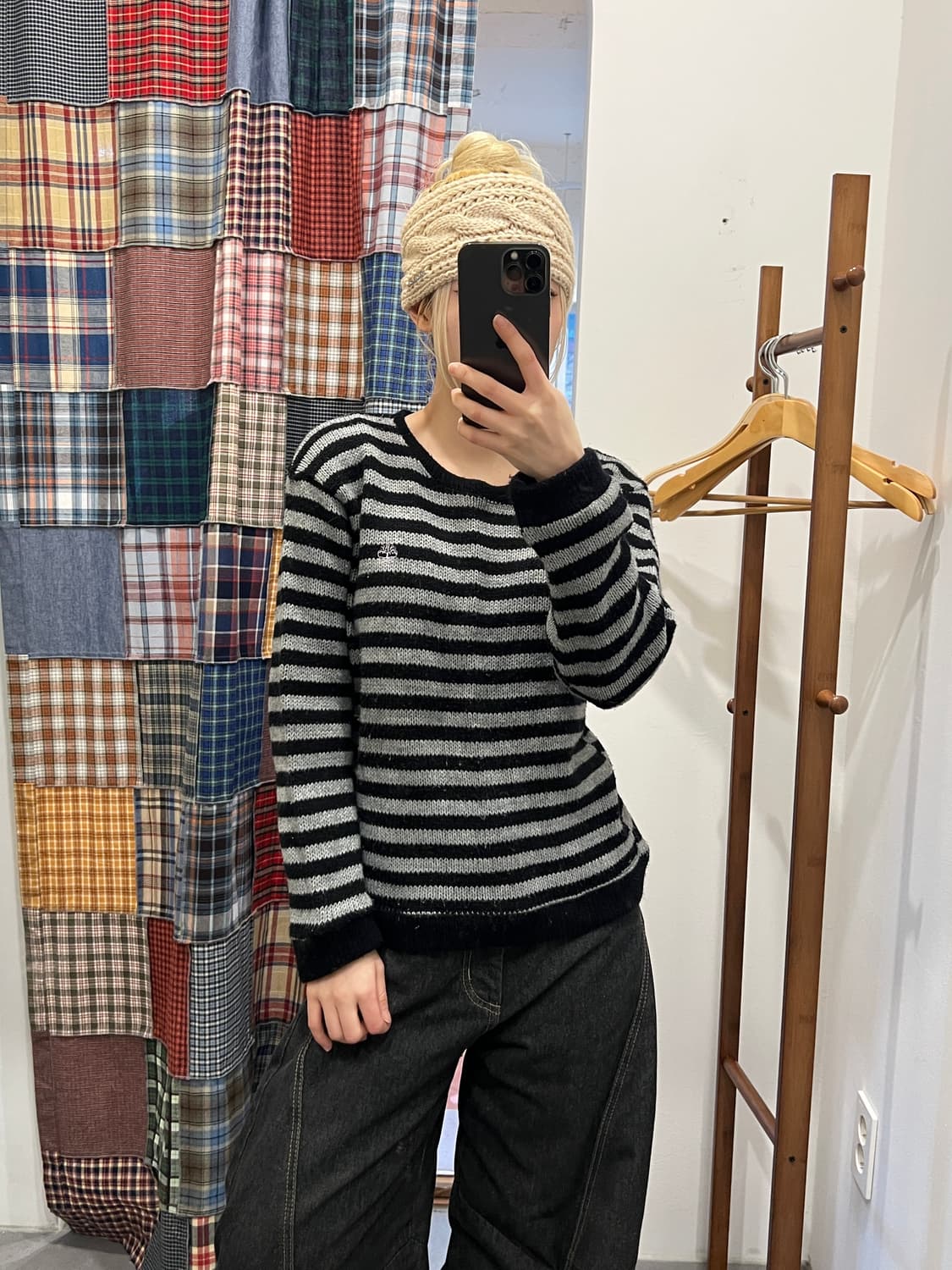 블랙 스트라이프 니트 상품이미지4