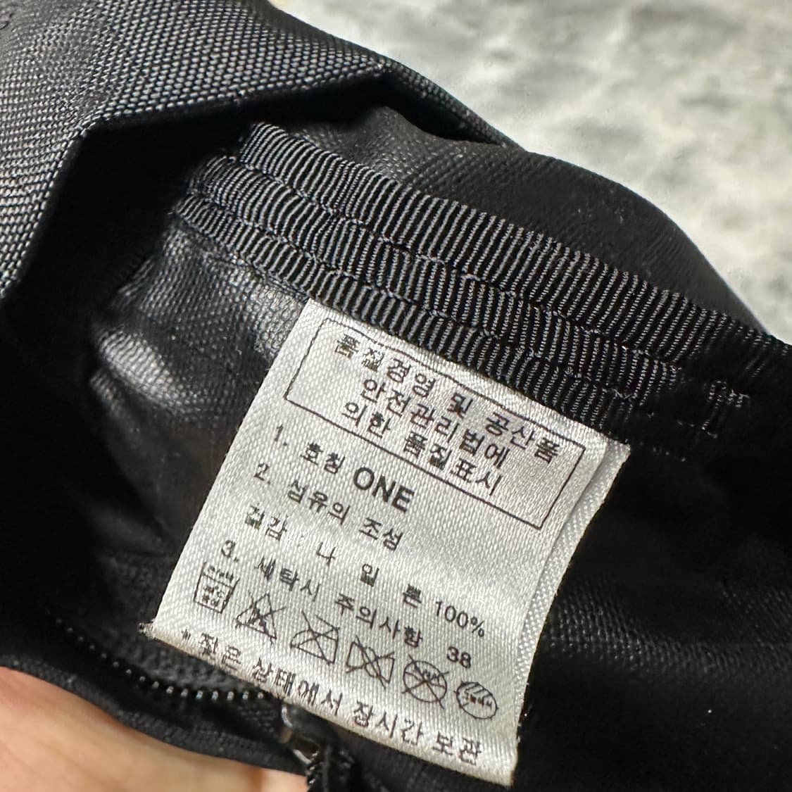 노스페이스 나일론 크로스백 블랙 os 상품이미지5