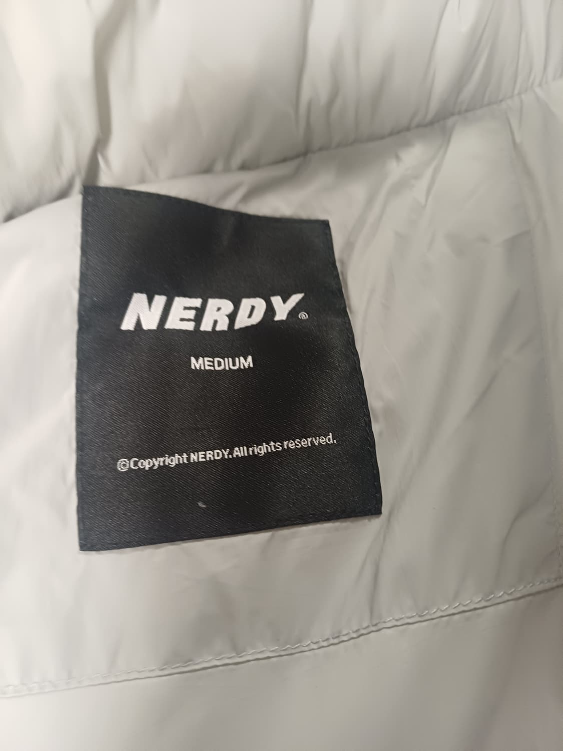 너디 NERDY 라이트그레이 패딩 베스트 M / 여성66 남성95 상품이미지4