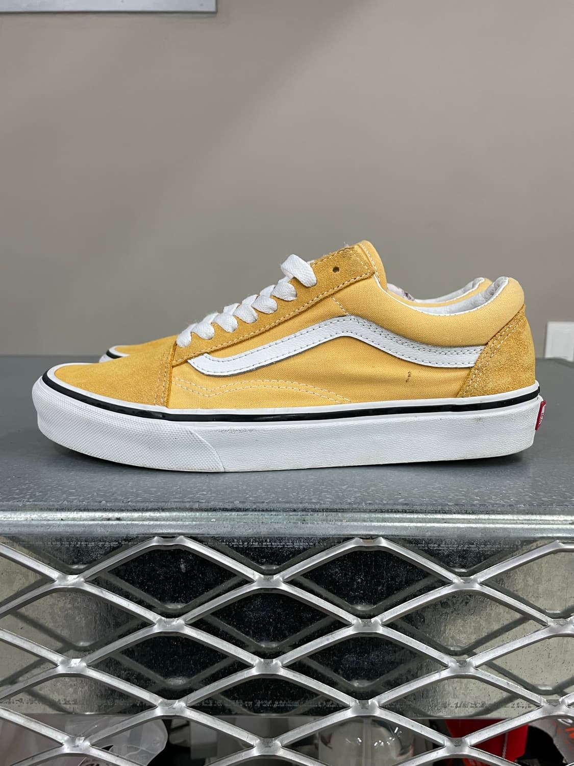 반스 올드스쿨 옐로우 245 상품이미지1