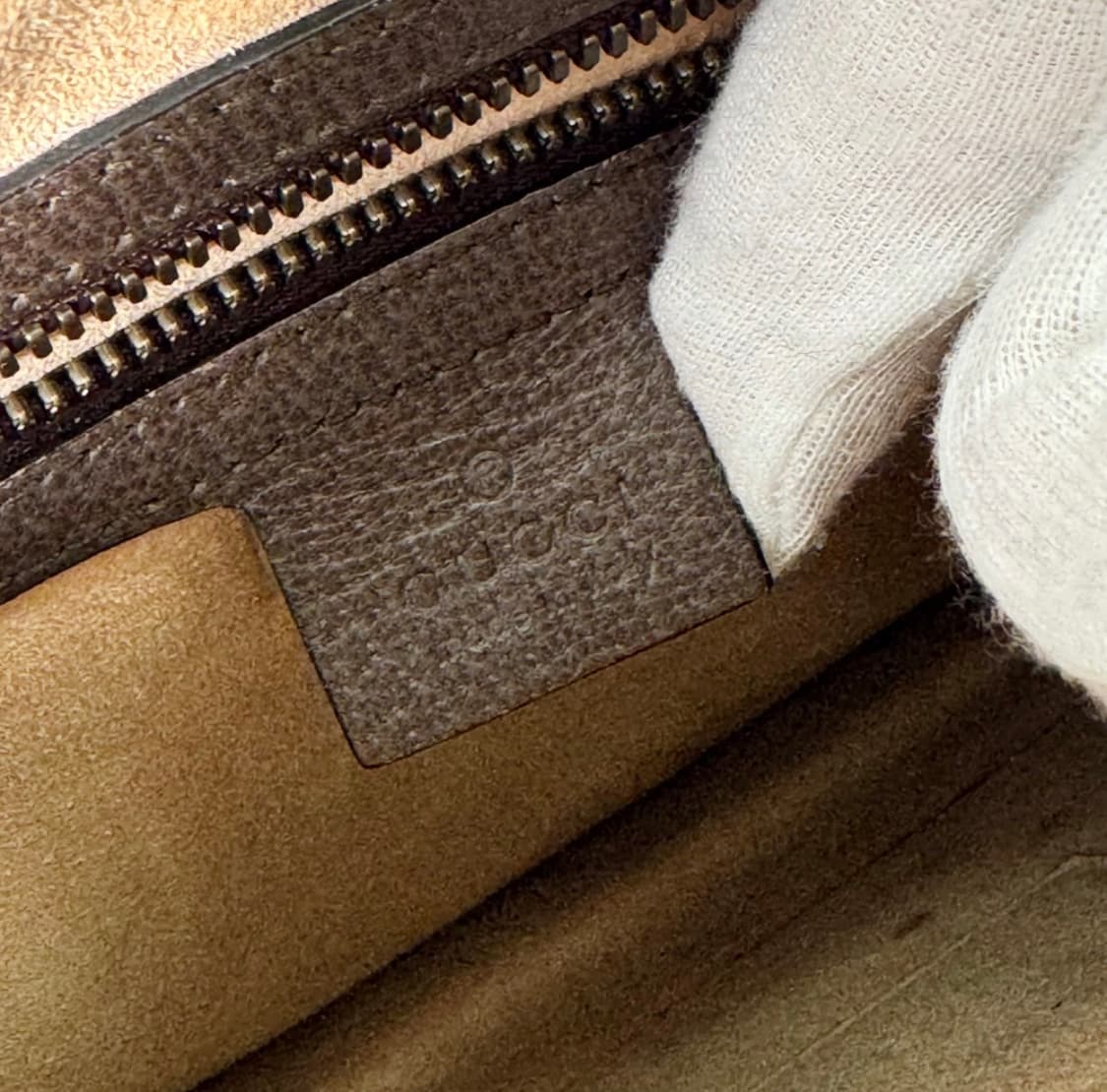 [OS] 구찌 남성 GG 수프림 포트폴리오 오피디아 클러치백 523359 상품이미지9