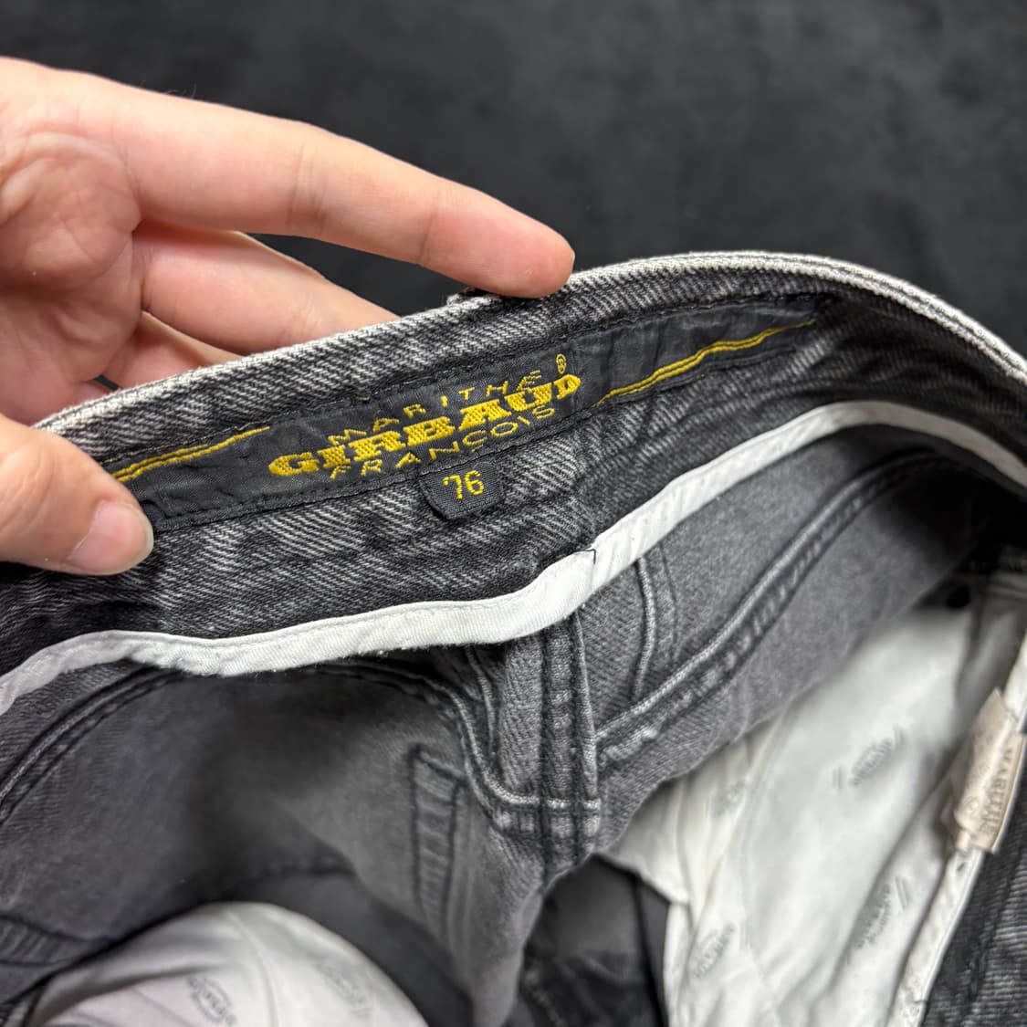 29-30 마리떼 프랑소와 저버 흑청 데님팬츠 상품이미지5